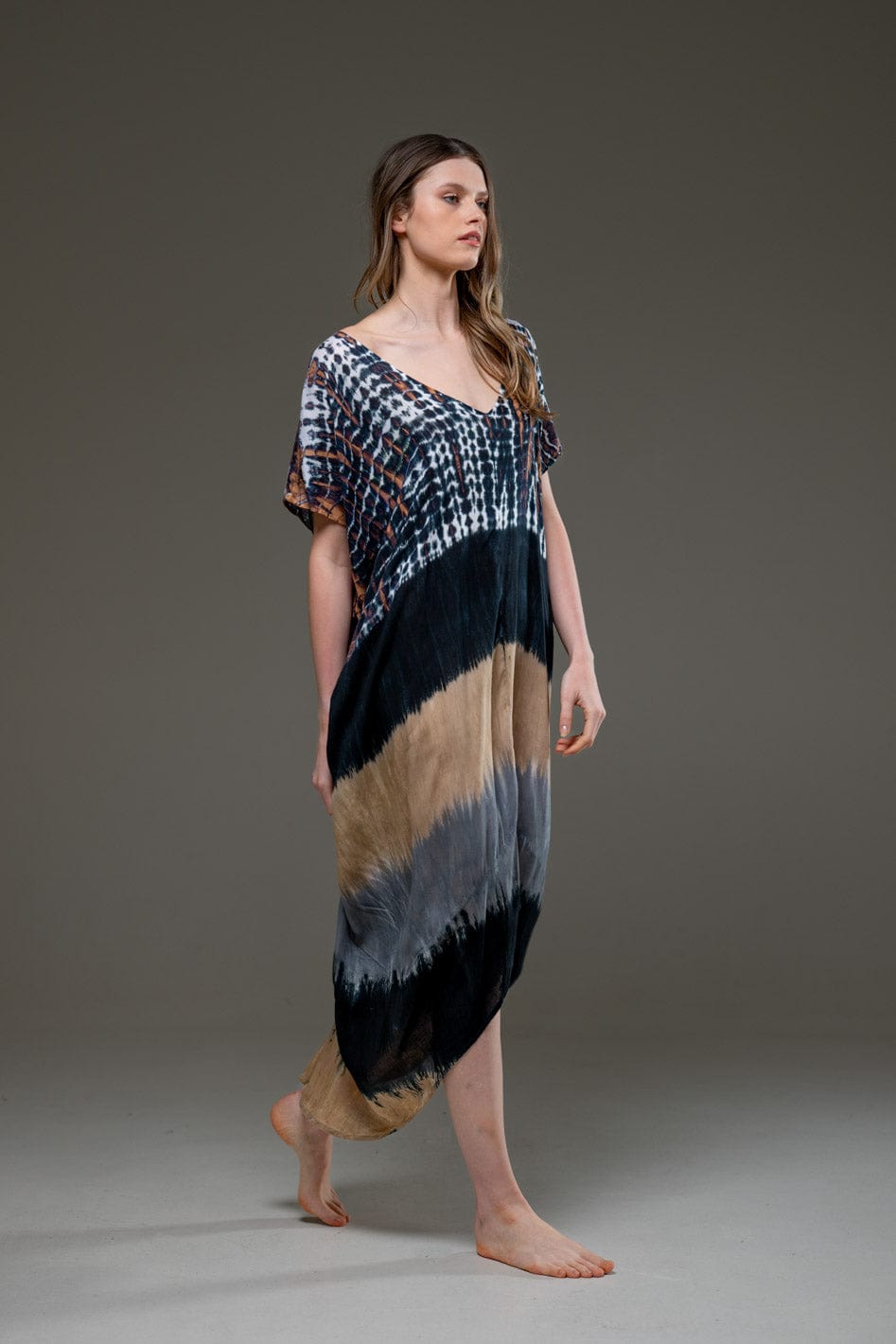 Luxury Soft Rayon Tie Dye Pattern Asymmetric Hemline V Neck Kaftan Dress