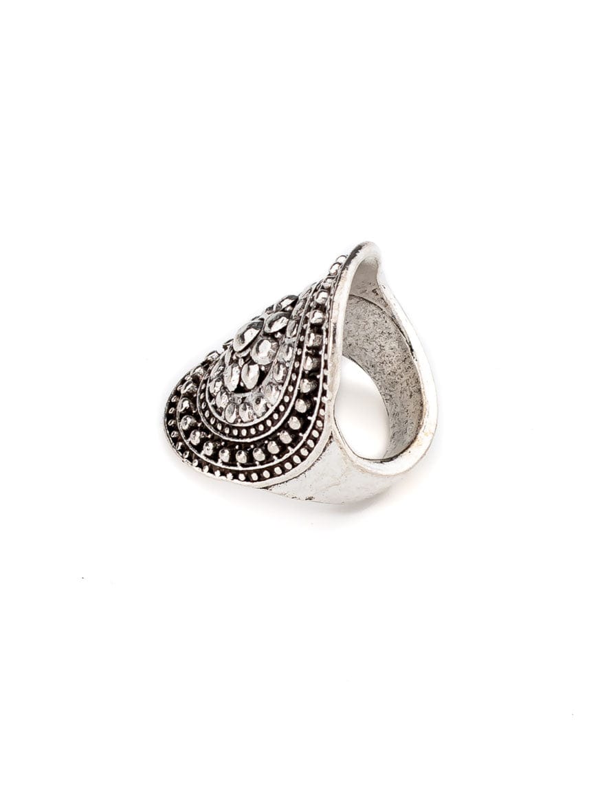 Bohemian Retro oval geometric carved ring
