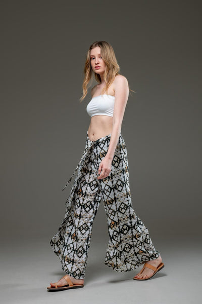 Elegant Soft  Rayon Geometric print wide Leg Side Splits Pants  