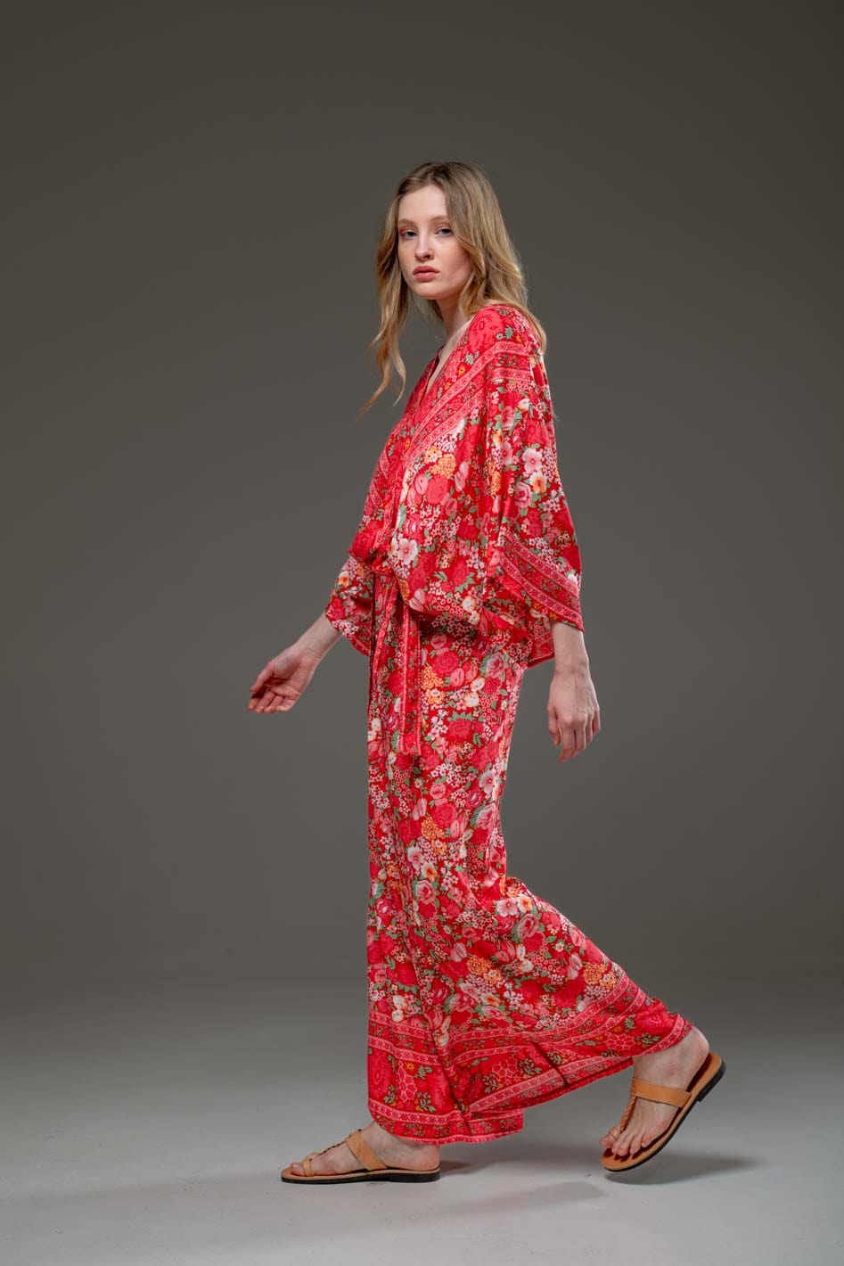 Elegant Soft  Rayon Red Flower Border Print wide Leg Side Splits Pants and V Neck Blouse Set