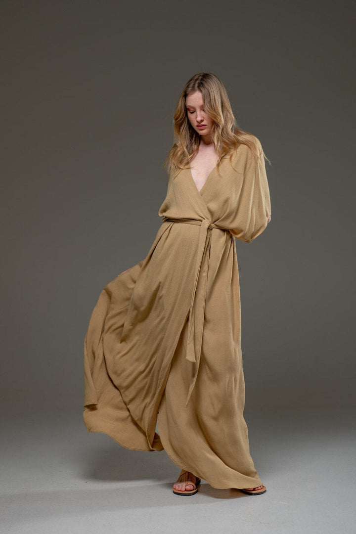 Elegant beige maxi dress with waist tie