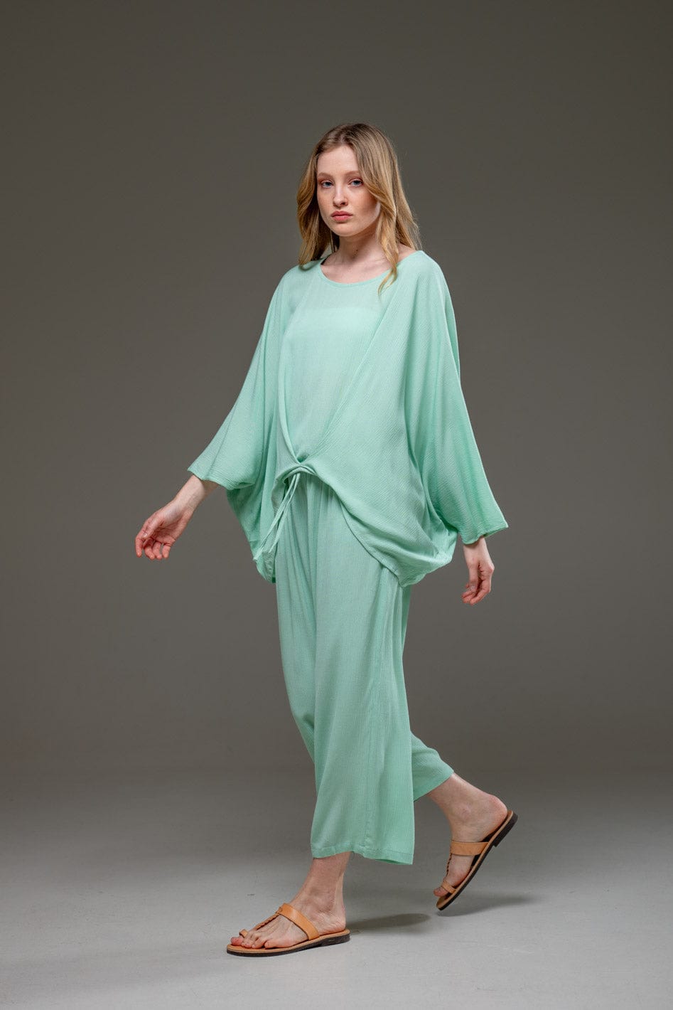 Pal Green Rayon Crepe Full Length elegant pants and fowing batwings Blouse Set