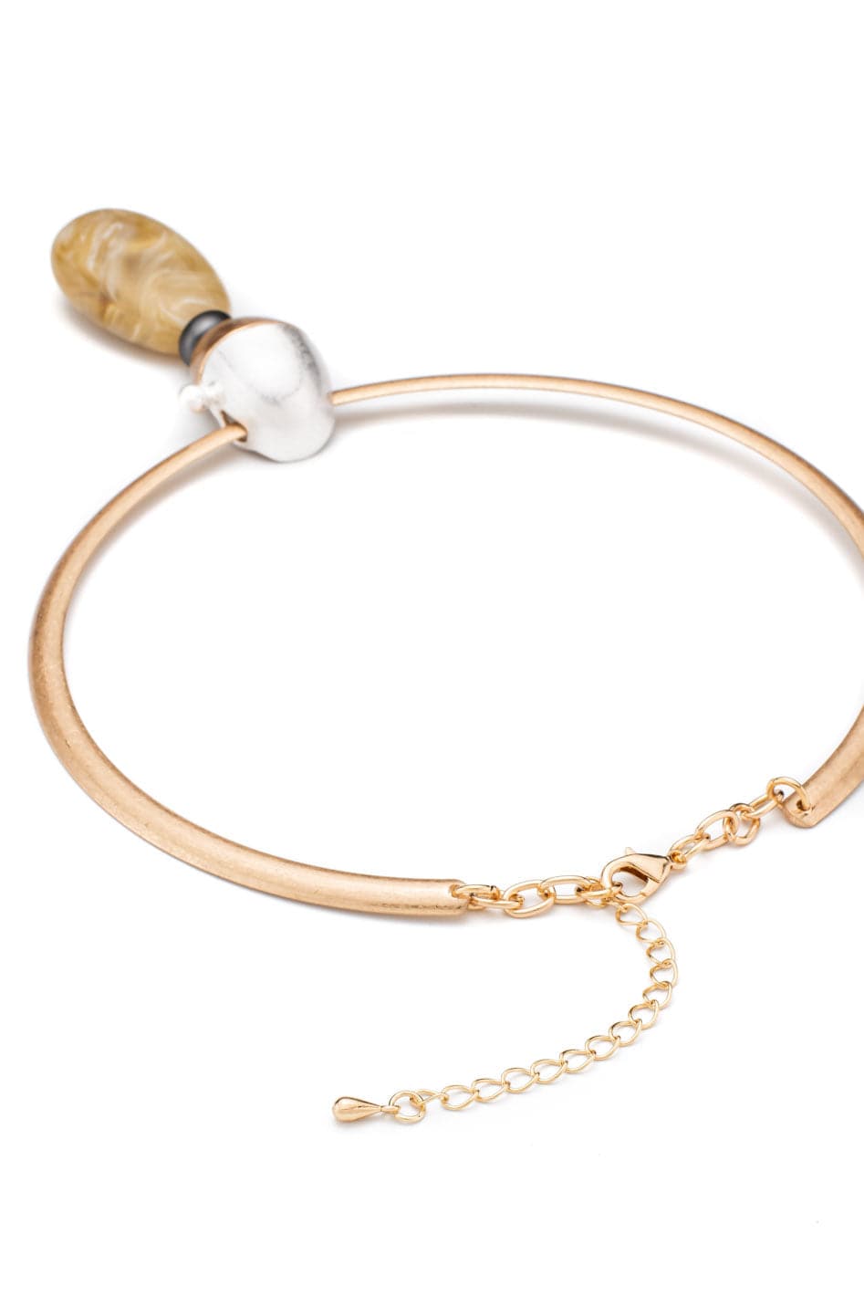 Chic resin choker necklace with drop pendant and metal band
