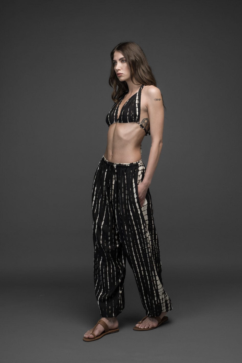 black & white die dye rayon long pants and crop top set