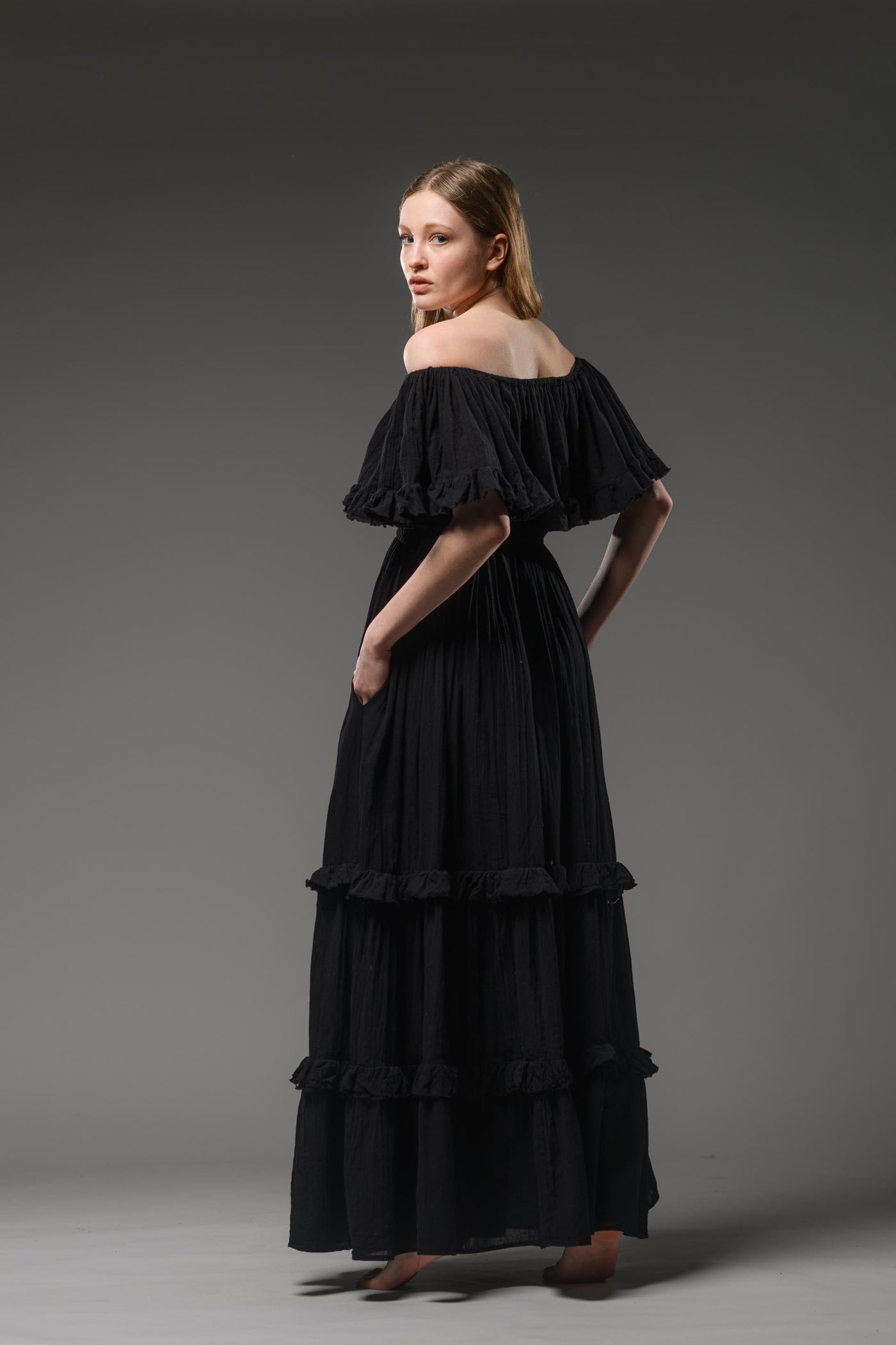 Hippie elegant double layer off the shoulder black maxi dress