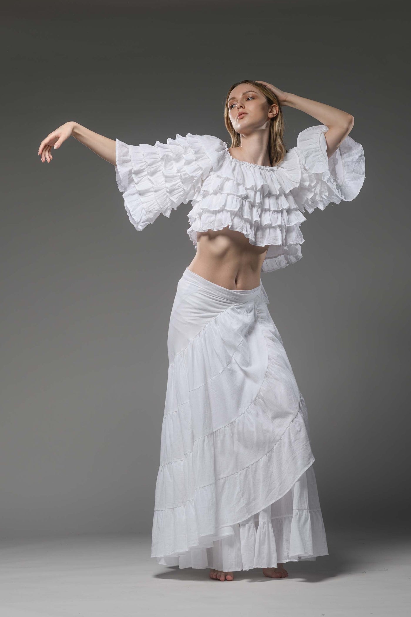 Bohemian gypsy fashion multilayer ruffled white top crop