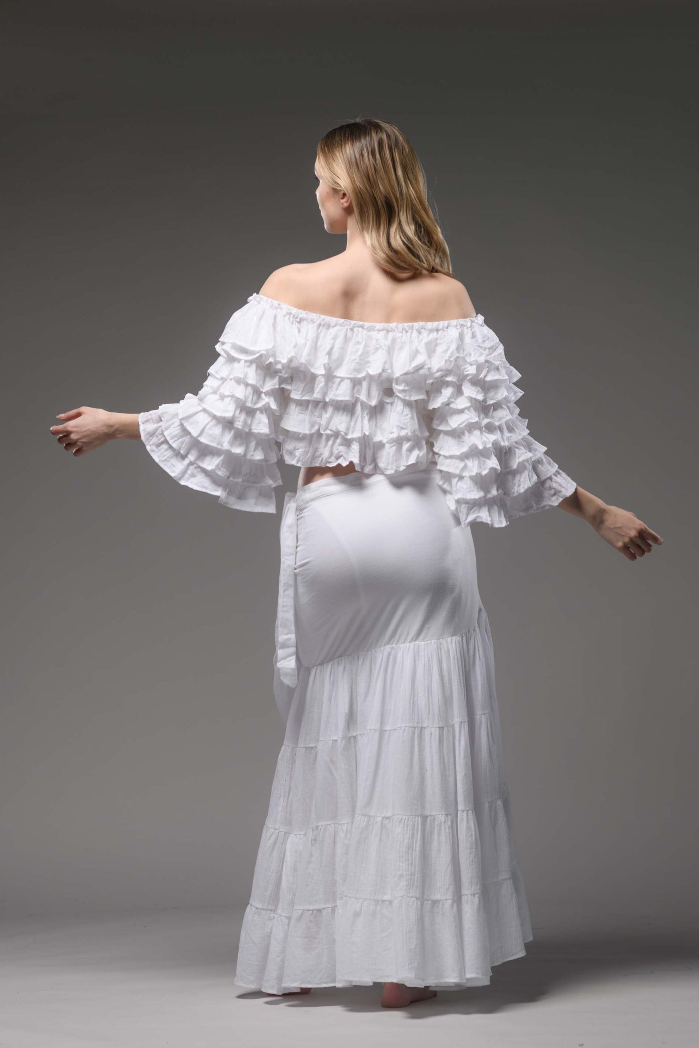 Bohemian gypsy fashion multilayer ruffled white top crop