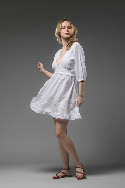 Boho chic V neck white cotton midi dress with lace details