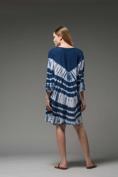 Easy wear blue white tie dye V neck 3/4 sleeve midi dress