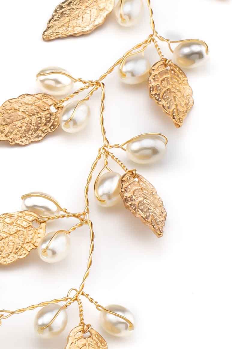 Golden leaf shaped &amp;  pearl hair jewelry