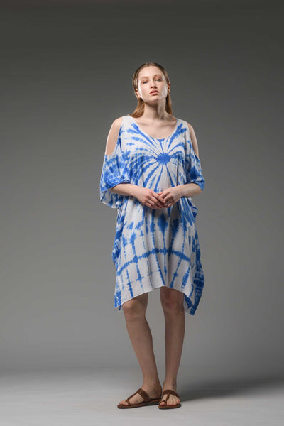 Short loose fit scoop neck short sleeve tie dye kaftan indigo blue