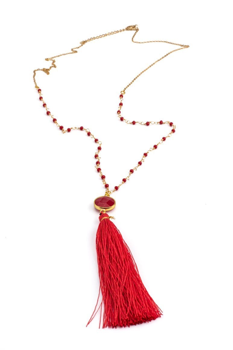 Elegant boho tassel necklace red - awatara