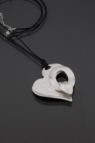 Elegant heart shape pendant long necklace