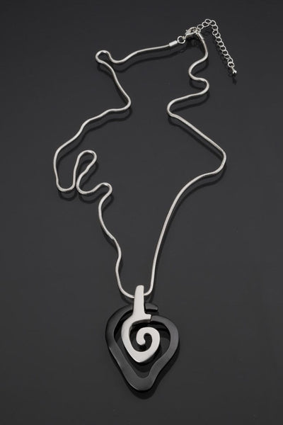 Elegant spiral shape pendant long necklace