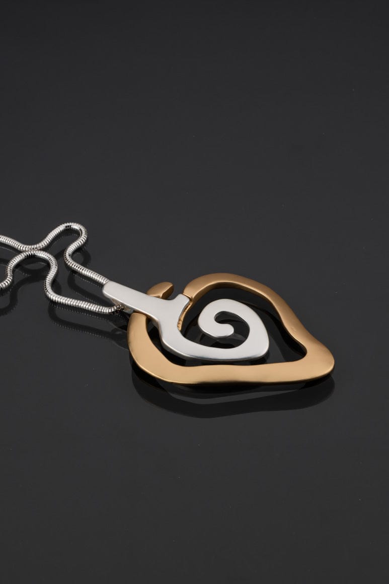 Elegant spiral shape pendant long necklace
