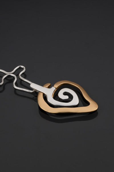 Elegant spiral shape pendant long necklace