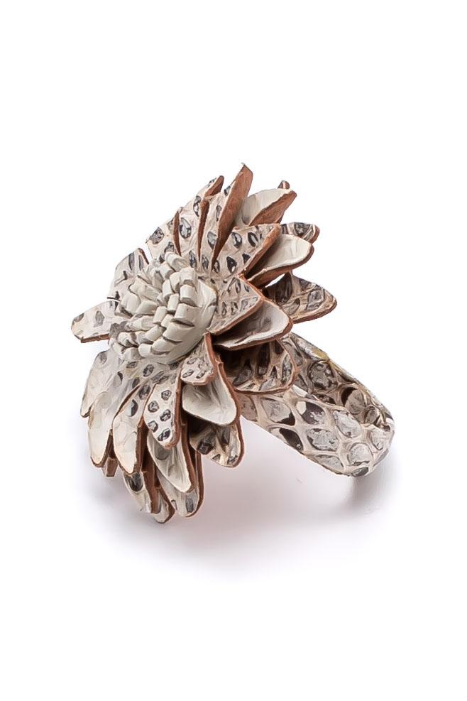 Leather grey flower Ring - awatara
