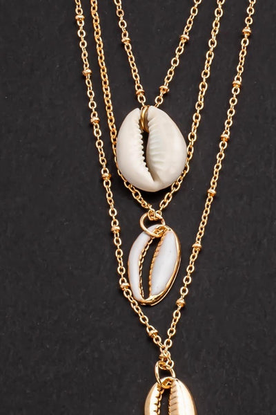 Pendant shell necklace - awatara