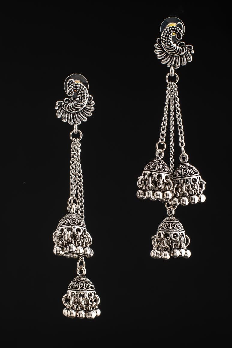 Indian culture inspired earrings decorated by small chains and bells silver - awatara